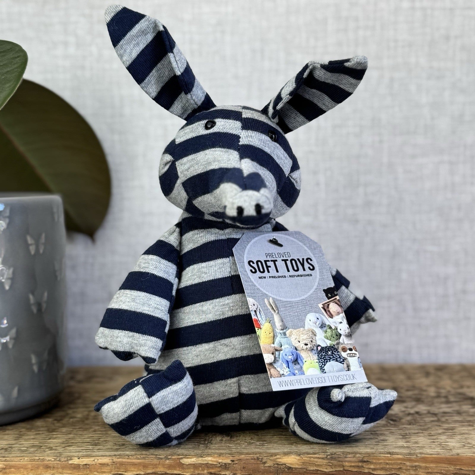 Jellycat Anton Aardvark - Small Grey/Navy Striped Beanie Plush Retired Rare 10"