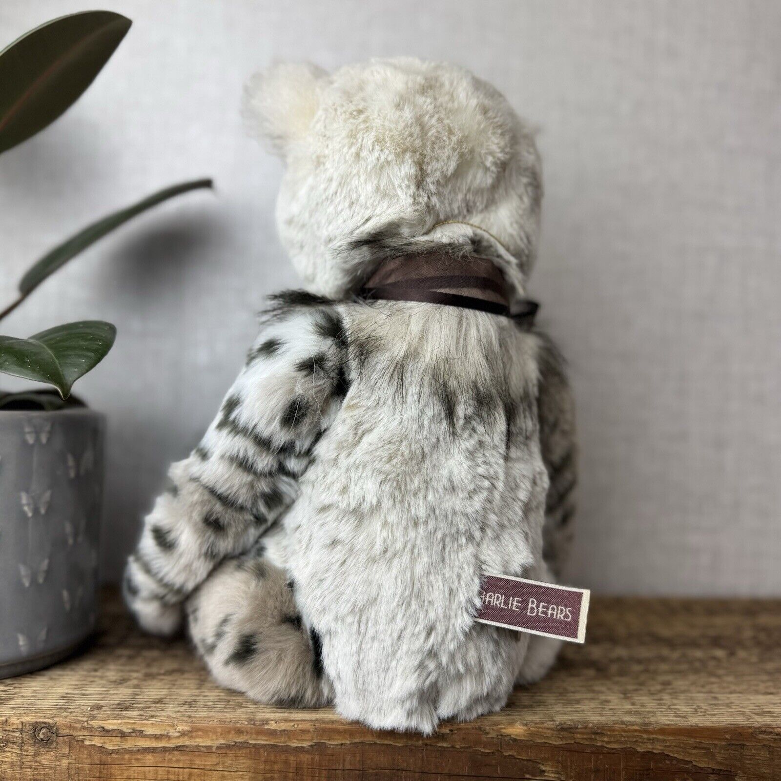 Charlie Bear Genevieve - Plumo Collection - Isabelle Lee Bear Neutral Bear 17”