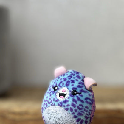 Squishmallow Squishville - Kat The Leopard - Purple Glittery Cat Leopard Mini 2"