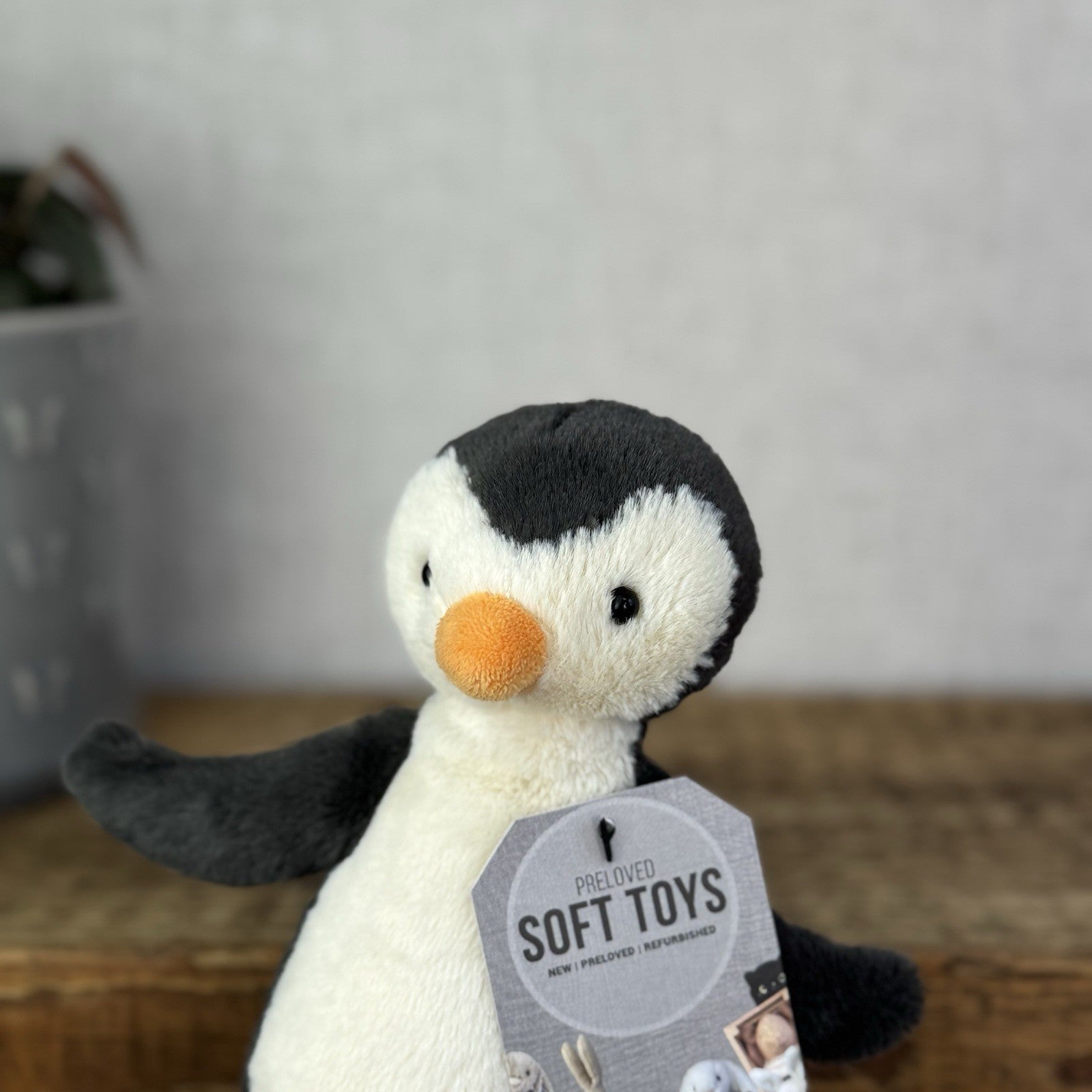 Jellycat Small Bashful Penguin - Small Retired Penguin Grey NWOT 8” (#2)