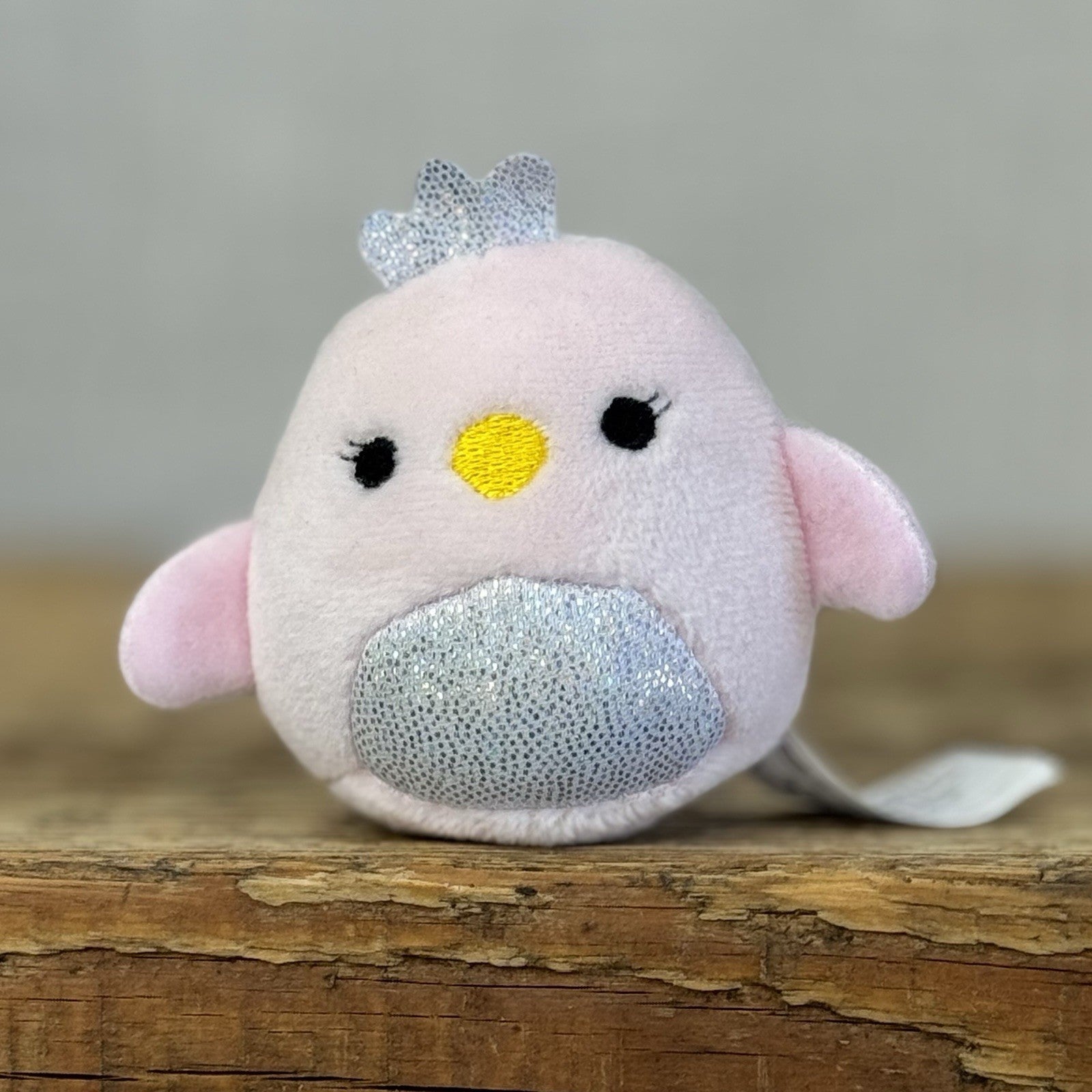 Squishmallow Squishville -Suneetha Pink Swan Silver Crown (Multi Buy Discount)