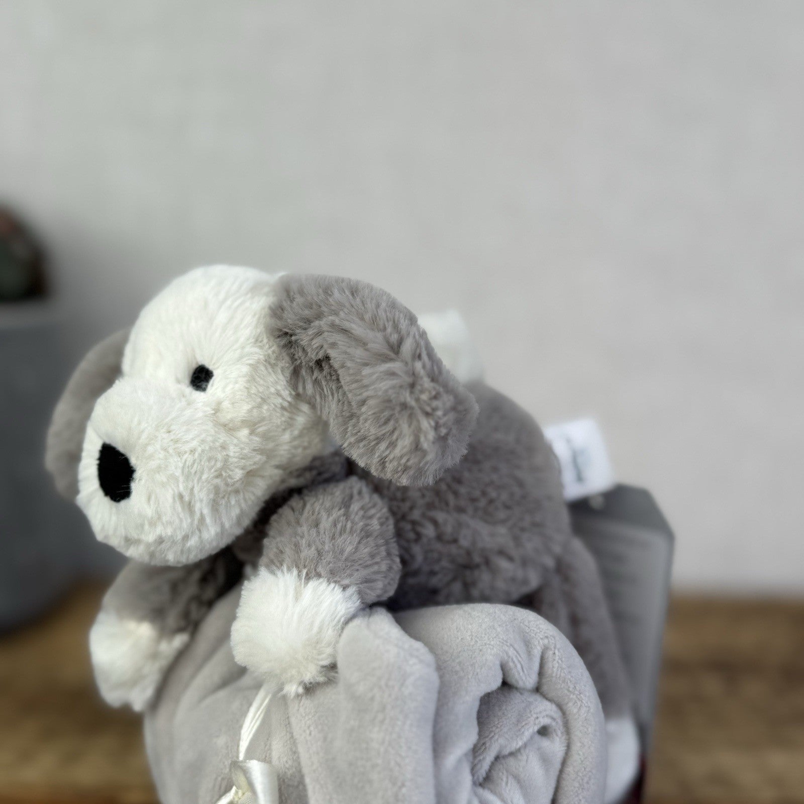 Jellycat Shooshu Puppy Soother Comfort Blanket Grey Retired Rare (Smudge Puppy)