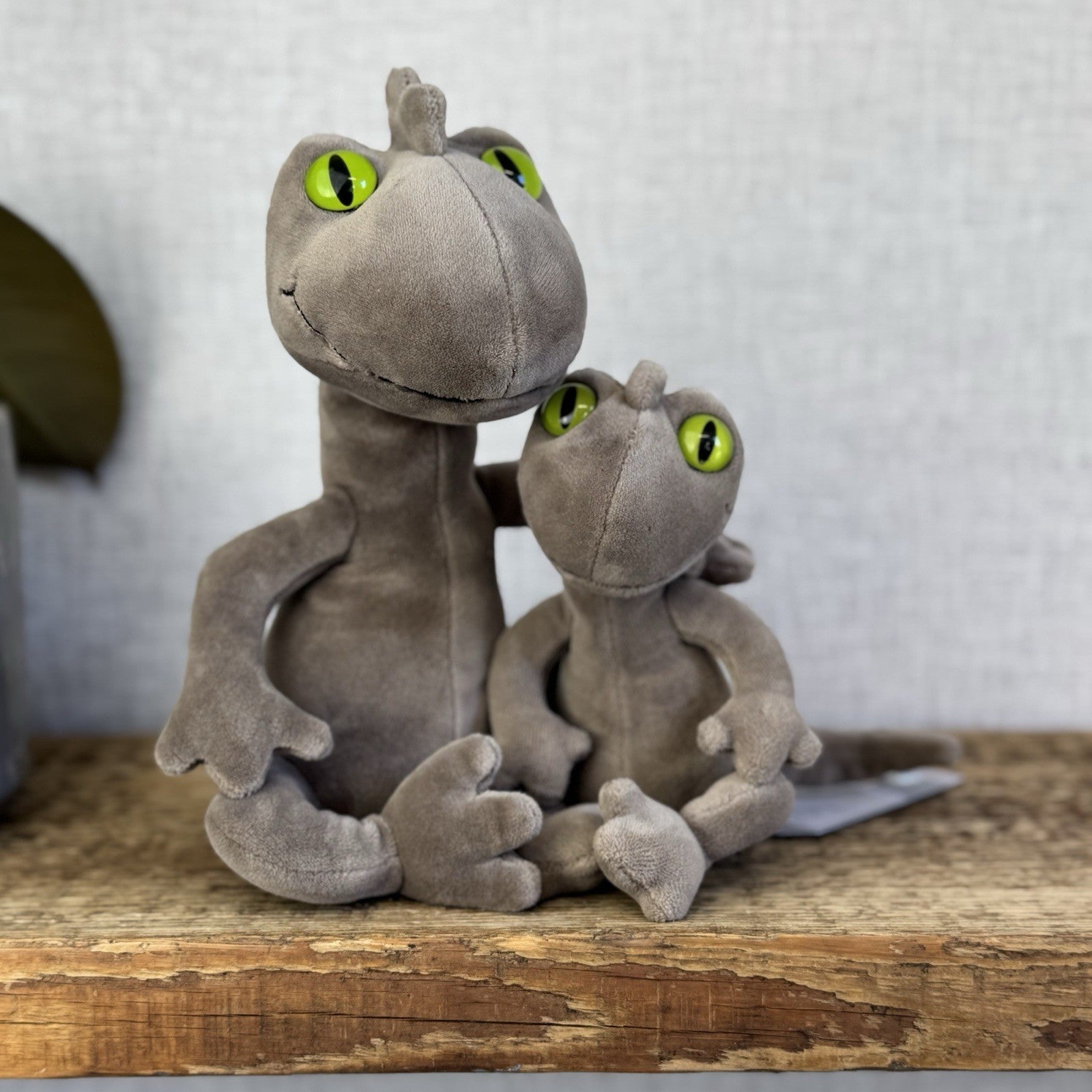 Jellycat Small Nat Newt - Grey Lizard Green Big Eyes Beanie Velour Retired 7"