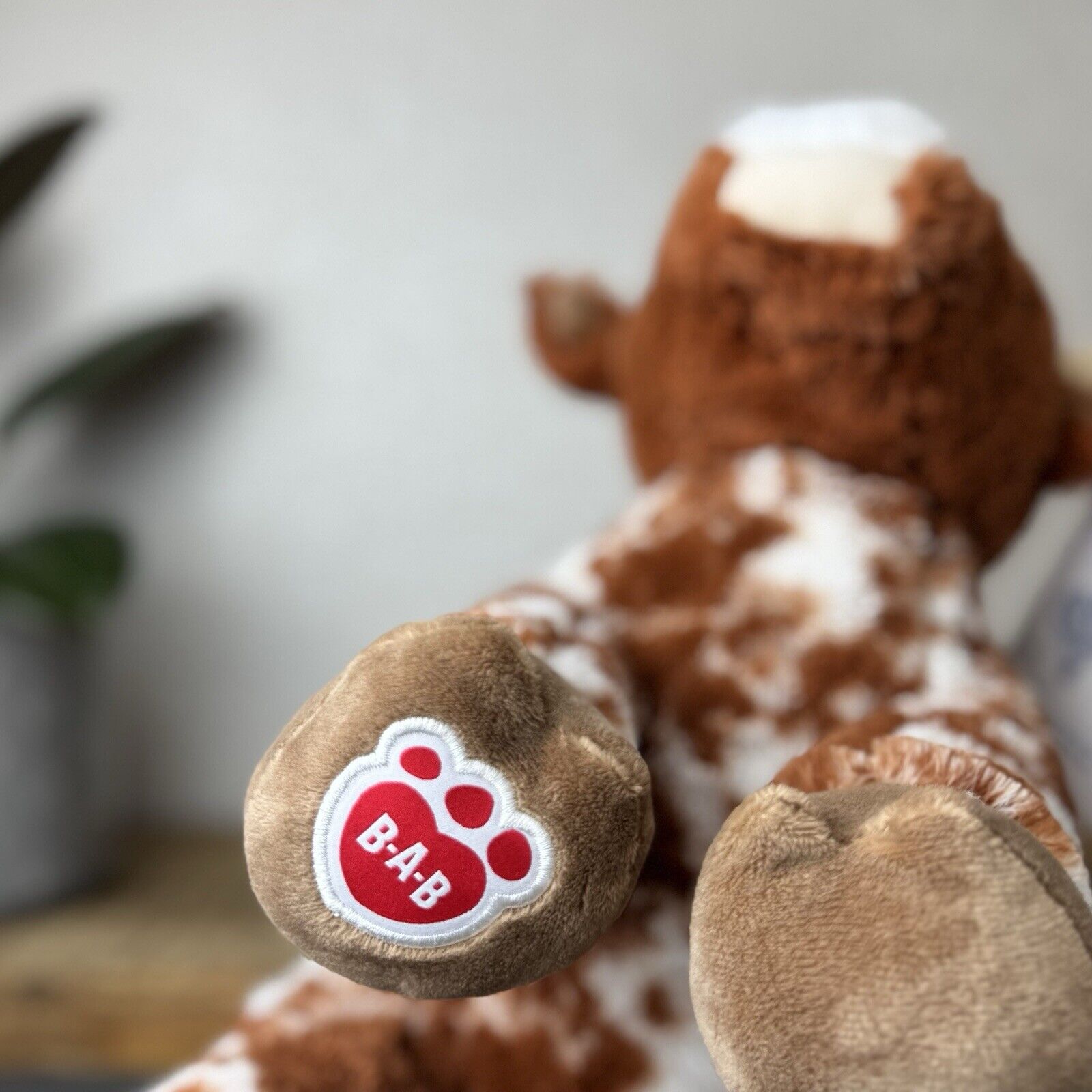 Build-a-Bear Highland Cow - Long Horn Cow Tan/Spot Plush Medium New 12"