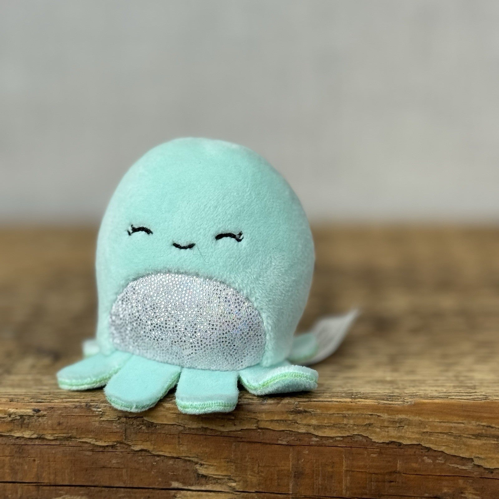 Squishmallow Squishville -Zobey Octopus Mint Sparlky  (Multi Buy Discount)