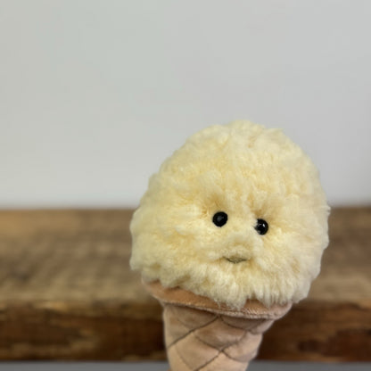 Jellycat Irresitible Vanilla Ice Cream- Irresistible Ice Cream With Tags 6"