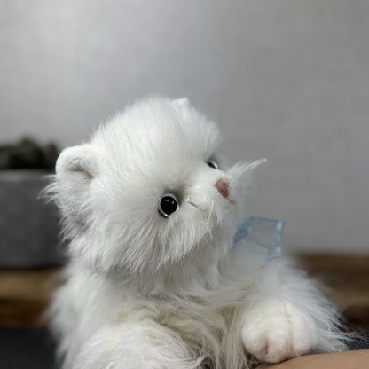 TY Sugar White Persian Cat - White Fluffy Persian Cat Blue Eyes & Bow 2002