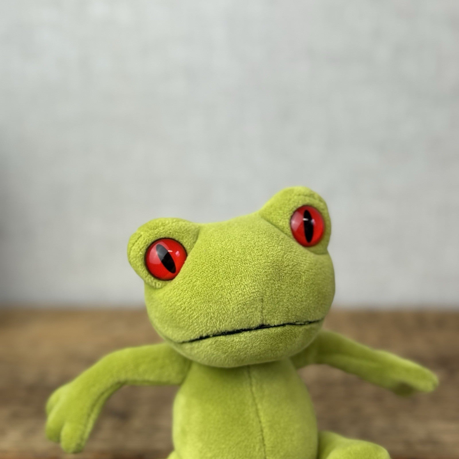 Jellycat Tad Tree Frog - Retired Velour Big Red Eye Beanie Mini Size With Tag 6”