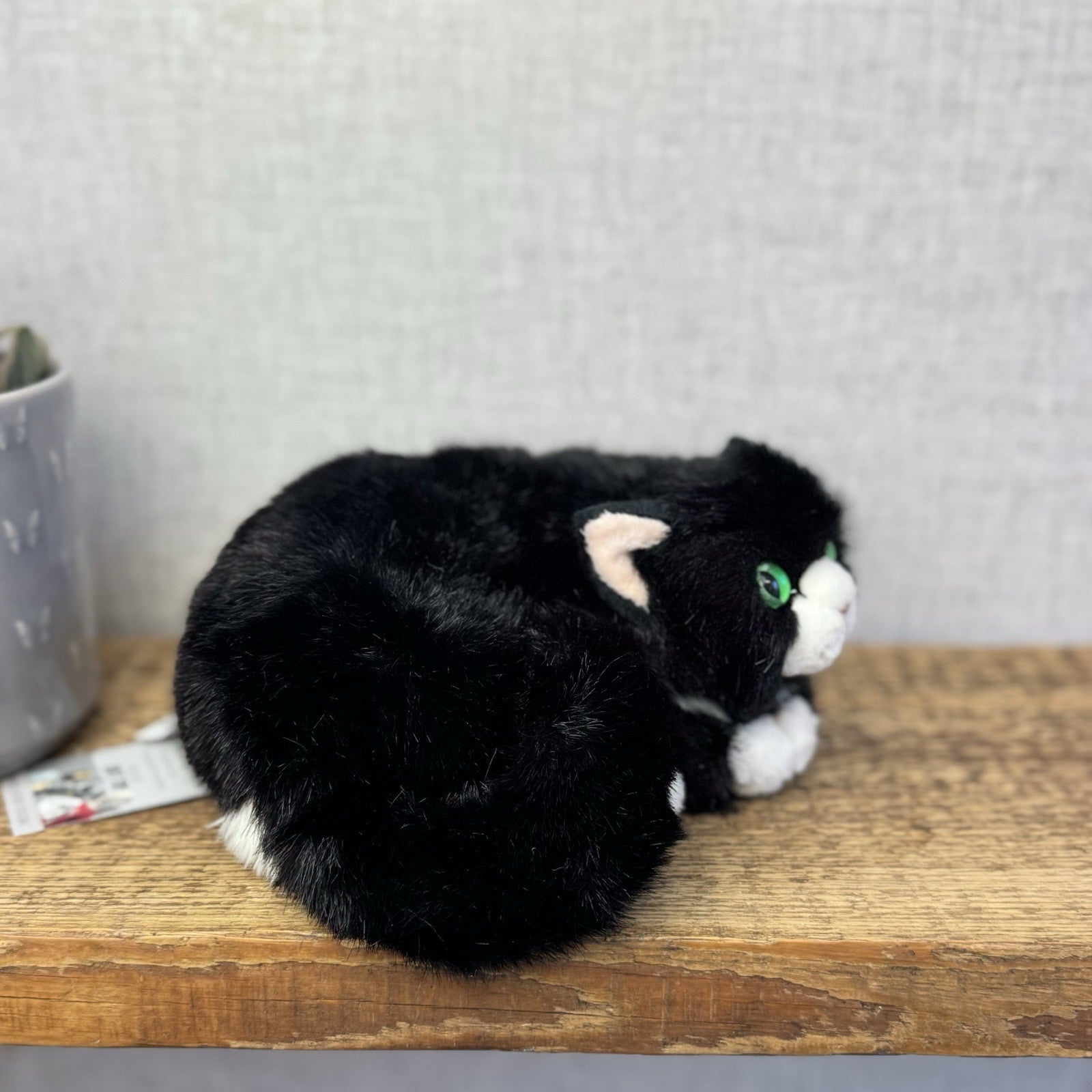 Russ Berrie Cat Storm Small - Sleeping Black Cat Green Eyes Toy Vintage Beanie