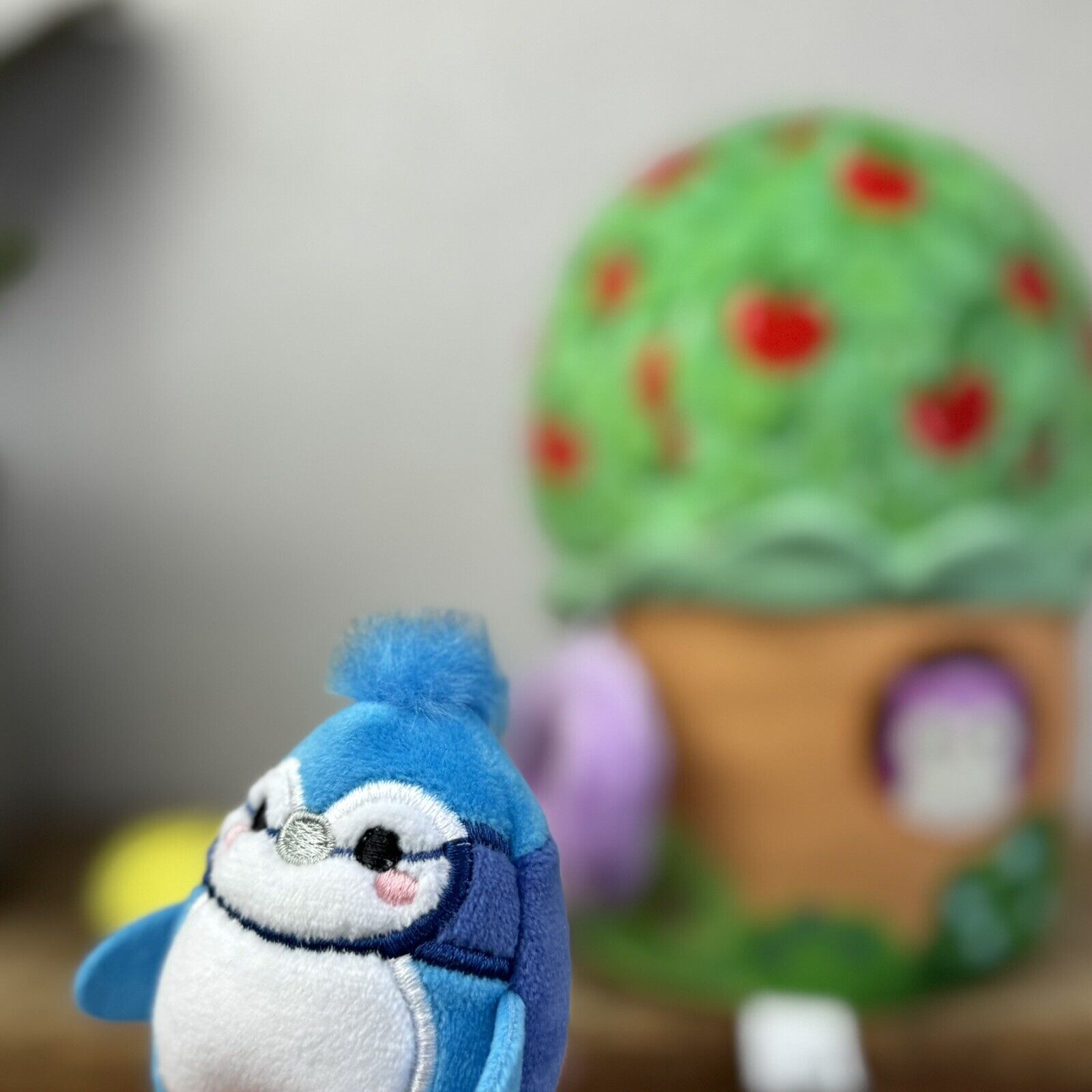 Squishmallow Squishville - Tiptop Treehouse Play Set - Babs The Bluejay 2” Tiny