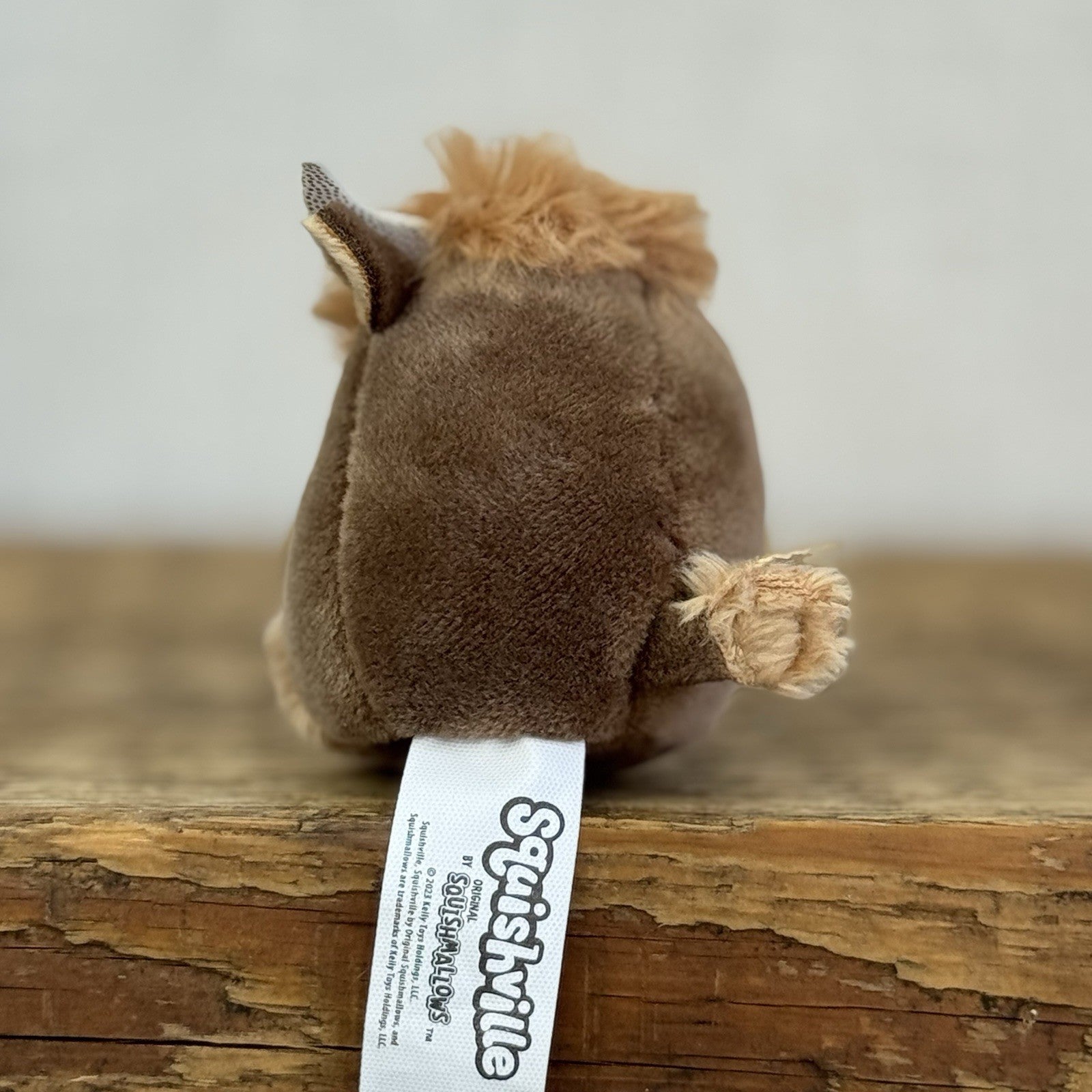 Squishmallow Squishville -Calton Highland Cow Horned Cow 2" (Multi Buy Discount)
