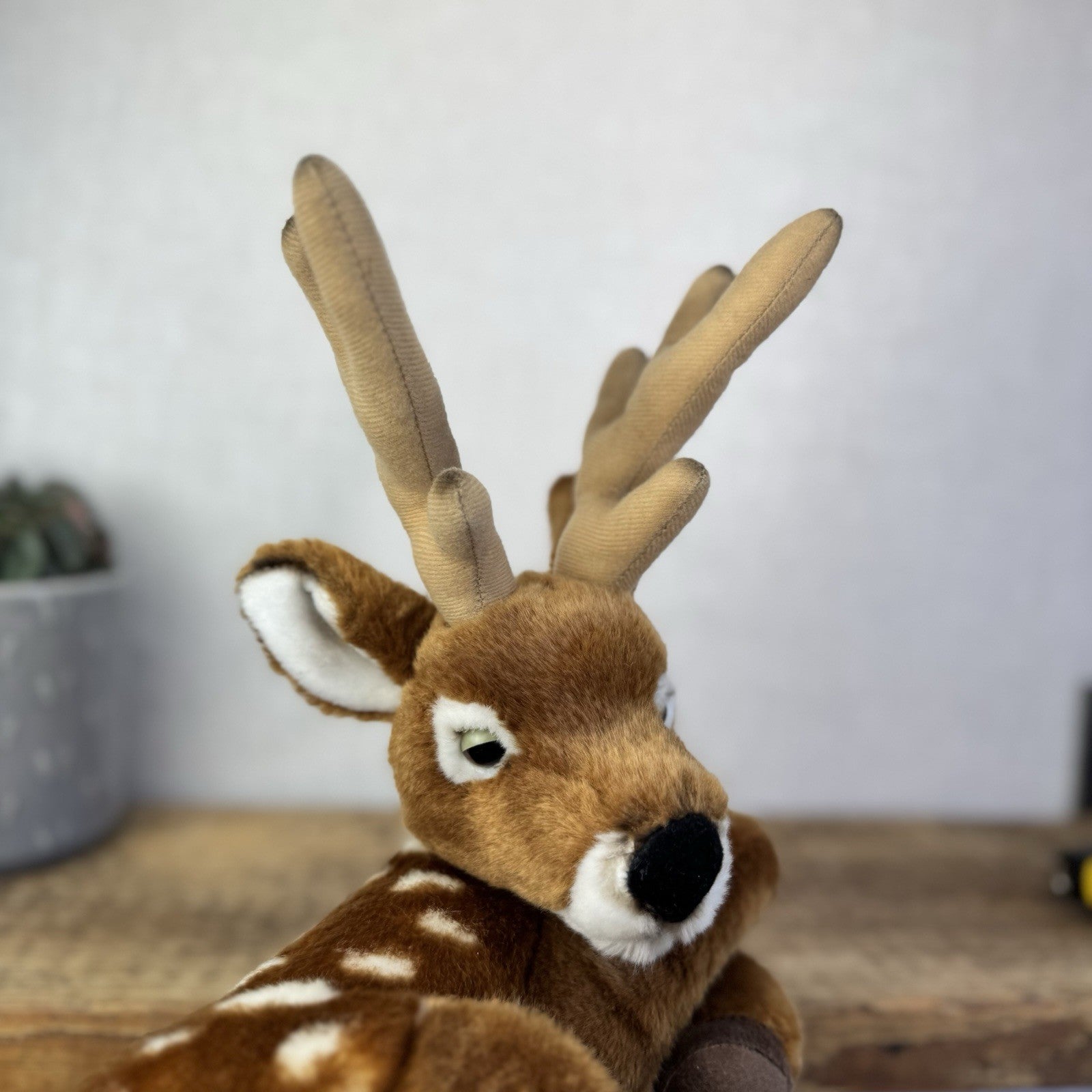 Living Nature Red Deer Stag - Laying Deer Woodland Soft Toy Plush Rare 10”