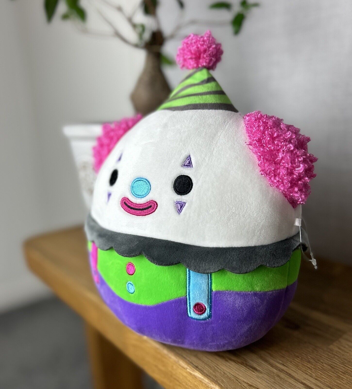 Squishmallow Umberto - Original Squishmallows 8" Backlight Umberto Soft Clown