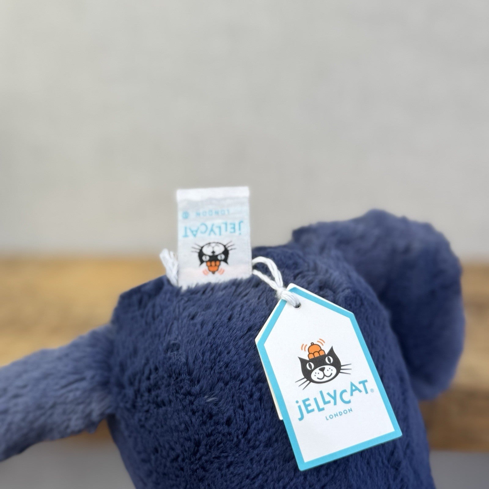Jellycat Medium Bashful Navy Blue Elephant - Medium Blue With Tusks 12” BNWT