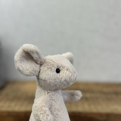 Jellycat Pipsy Mouse New With Tags Beige Small Beanie Plush Mouse Retired 5”