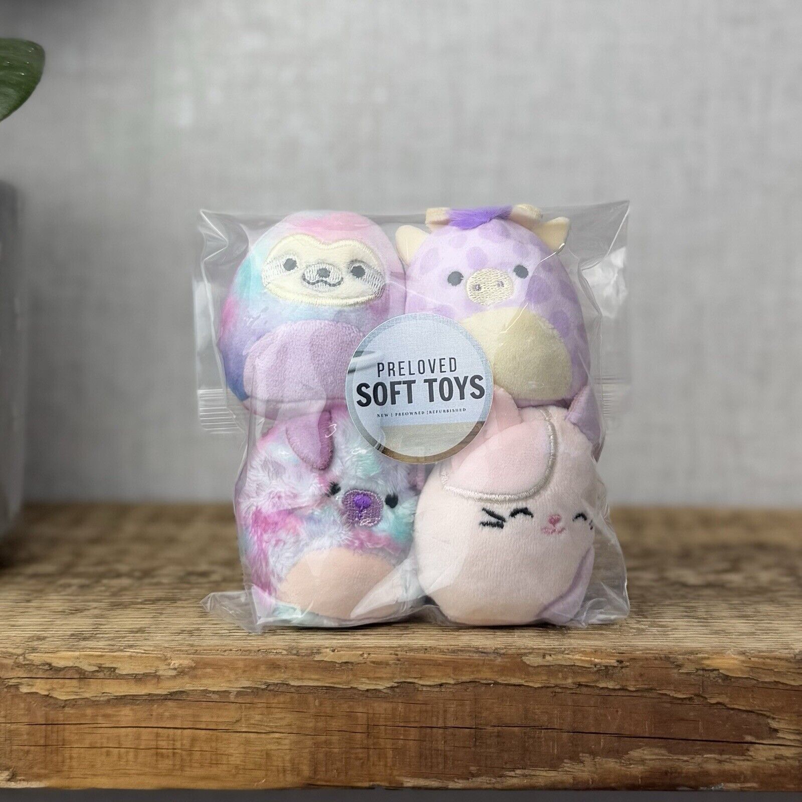 Squishmallow Squishville - Purple Pals Squad - Carlota, Patrick, Bashira & Jazzy