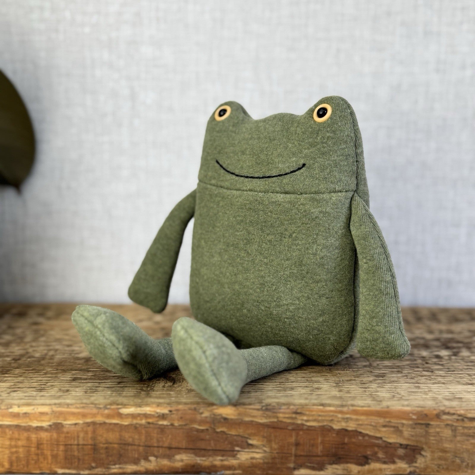 Jellycat Geek Frog - Jersey Green Soft Beanie Frog Toy Retired Small Cute 9"