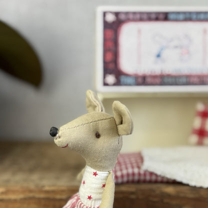 Maileg Retired Big Sister Mouse In Matchbox 2013 - Painted Nose, Red Mouth Rare