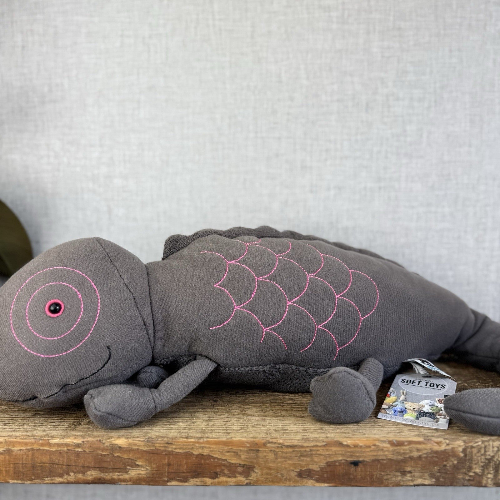 Jellycat Zaggy Chameleon - Green Chameleon Soft Toy Beanie Large Grey/Pink 19”