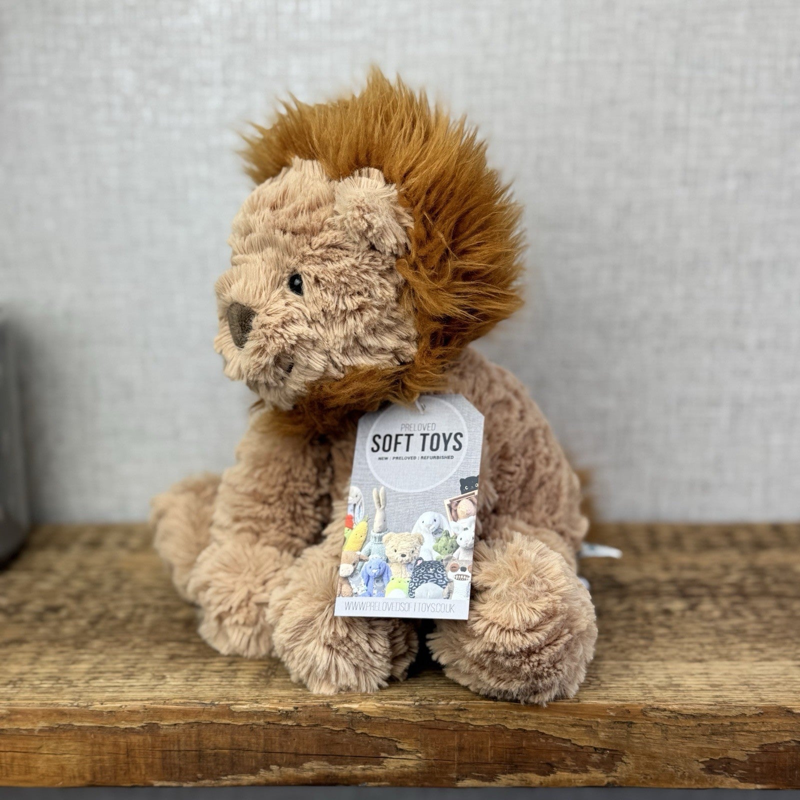 Jellycat Medium Fuddlewuddle Lion - Textured Sitting Lion Beanie Soft Toy 9”