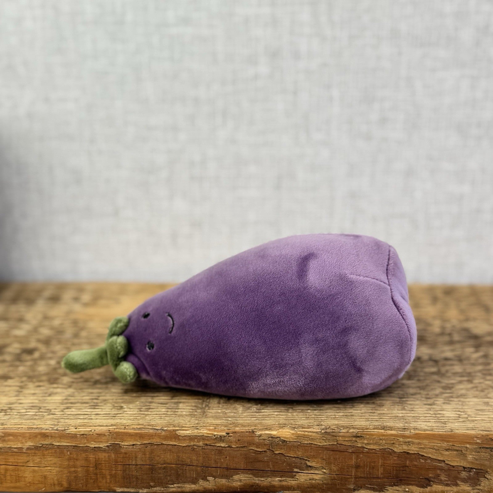 Jellycat Vivacious Aubergine - Small Purple Velour Beanie Vegetable Play 7" NWT