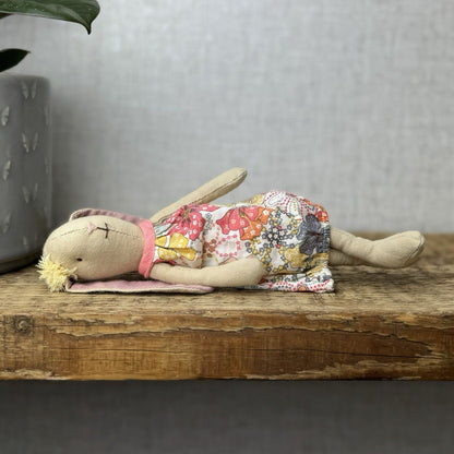Maileg Mini Bunny Flora - Mini bunny Girl In Floral Dress Retired 2016