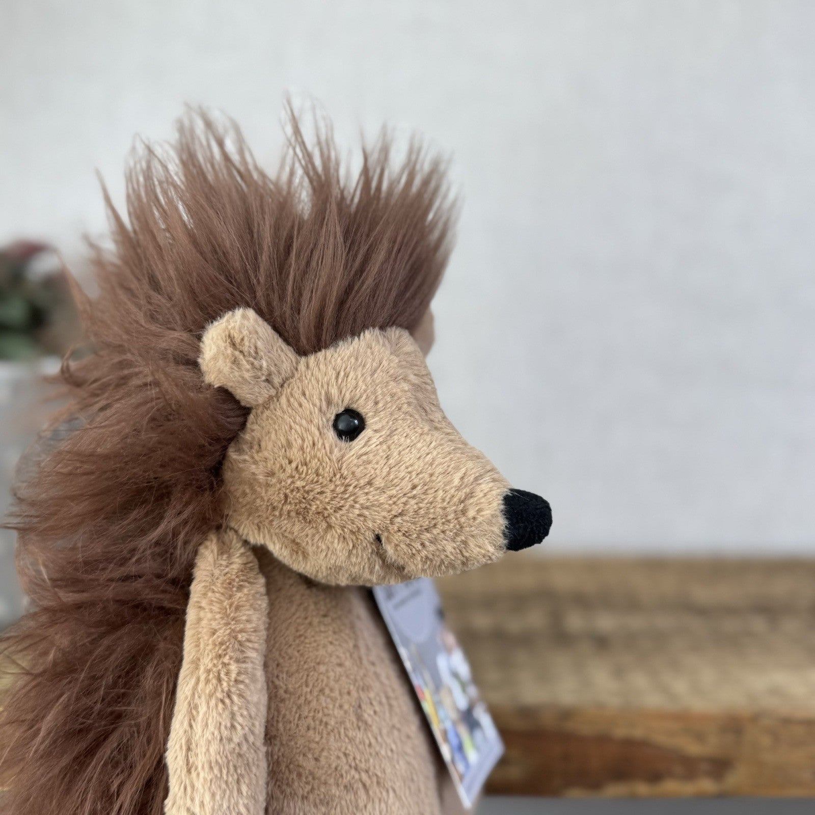 Jellycat Medium Spike Hedeghog - Light Brown/ Chocolate Brown Beanie Hedgehog