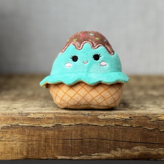 Squishmallow Squishville - Whats Cookin' Squad - Maya Sundae - Ice Cream 2"
