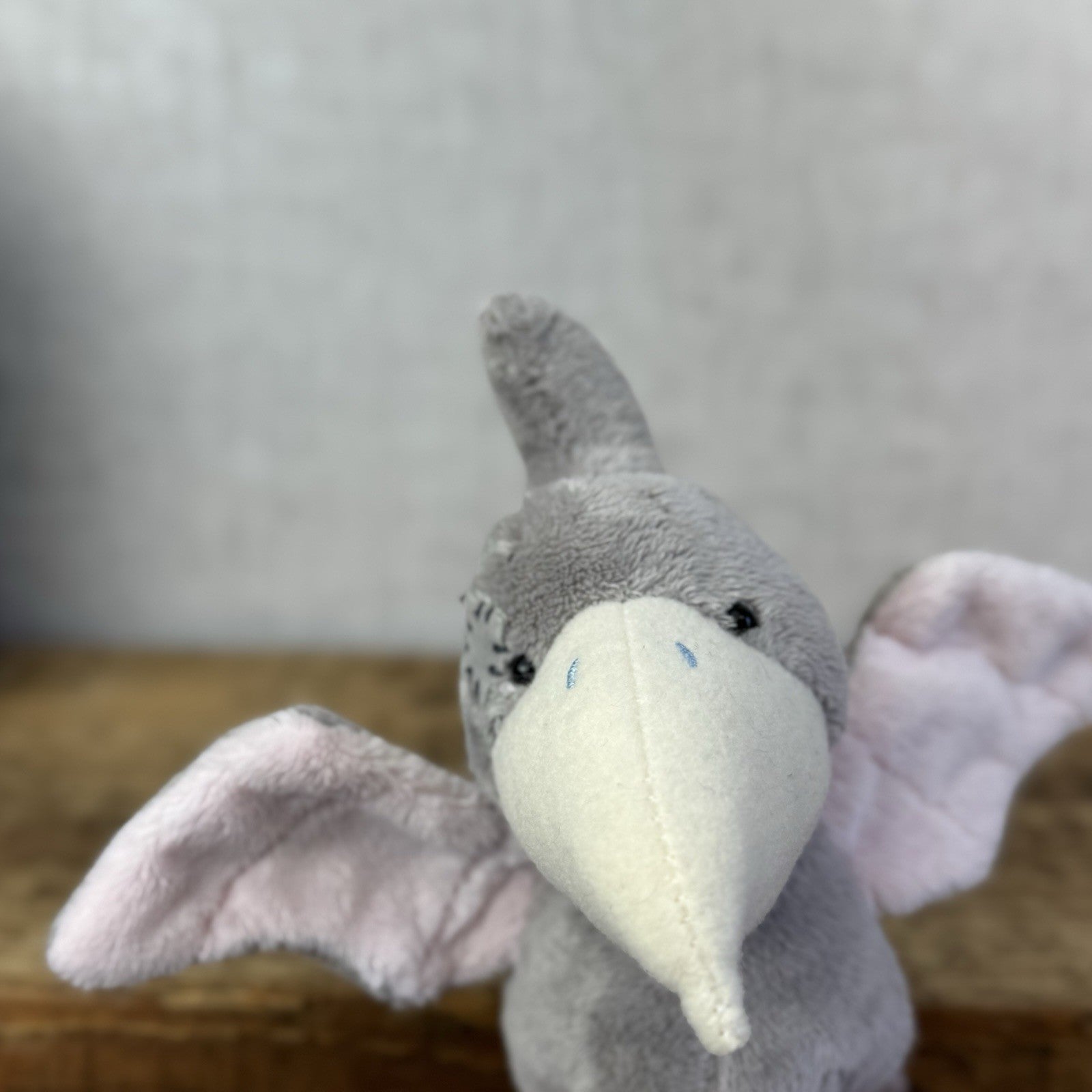 Blue Nose Friends - Crest The Pterosaur #117 - Mini Dinosaur Blue Nose Grey/Pink