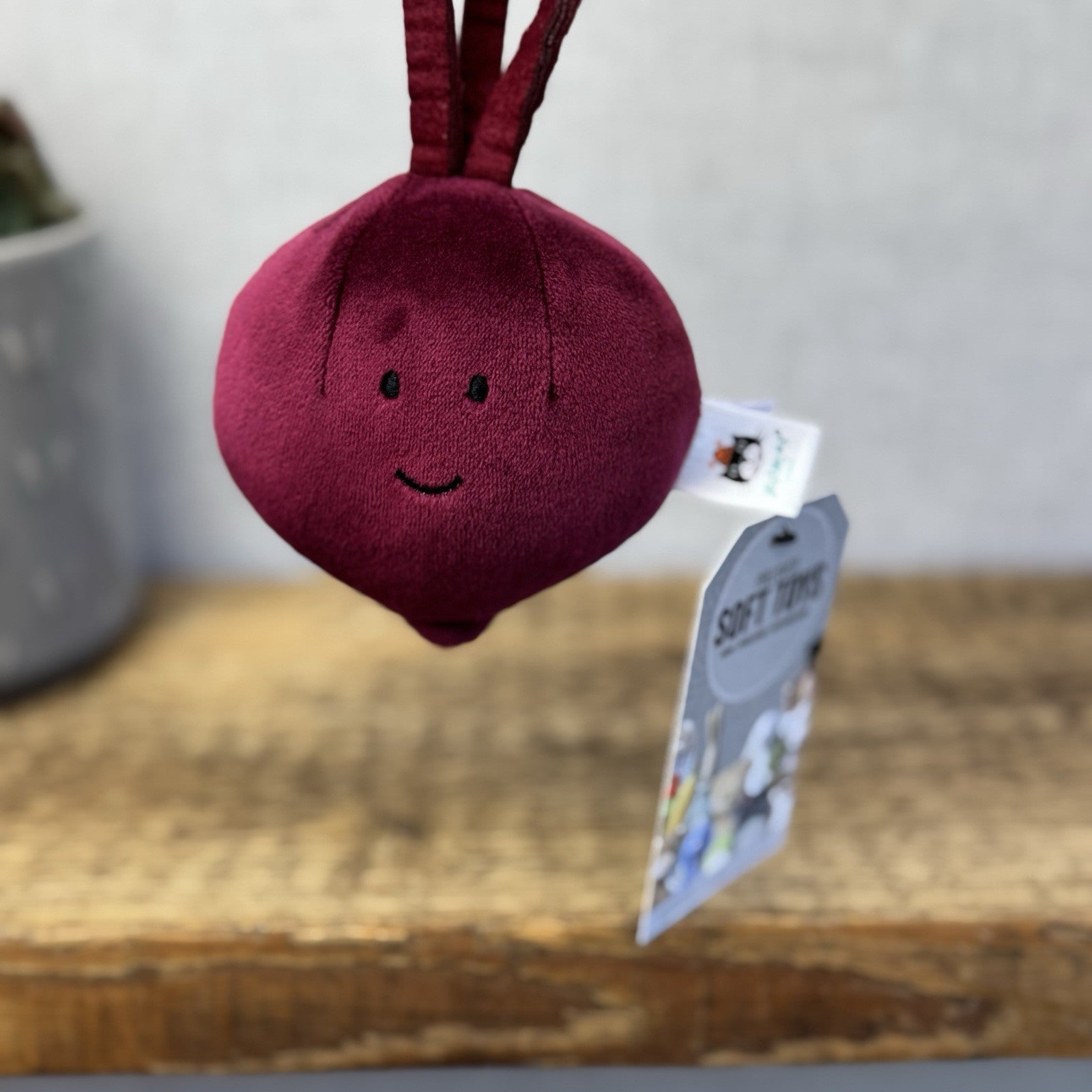Jellycat Vivacious Beetroot - Soft Toy Vegetable Beanie Plush Food Play NWOT
