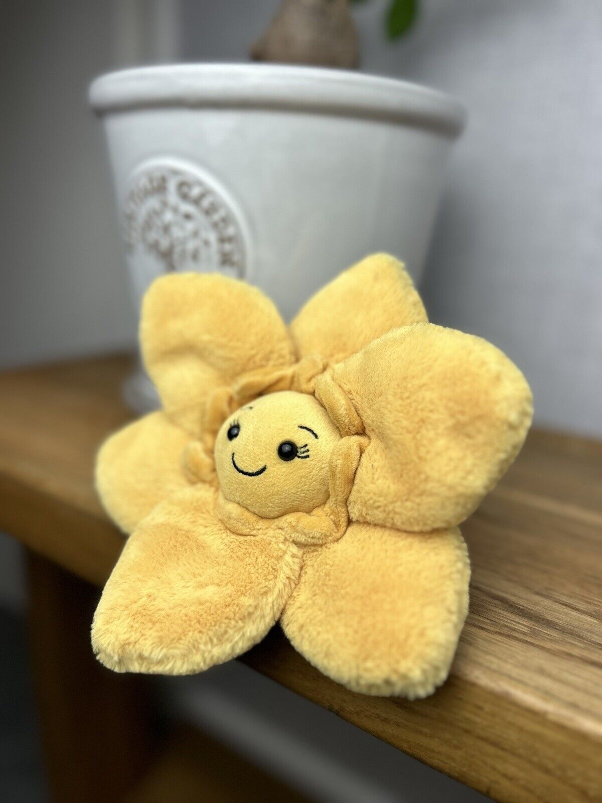 Jellycat Fluery Yellow Daffodil Small - Jellycat Daffodil - Small Flower Plush 
