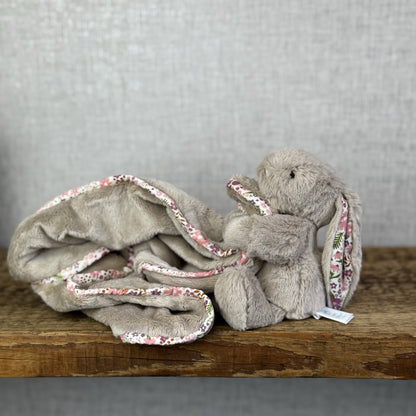 Jellycat Bashful Bunny Soother Bloosom beige 'Petal” Comforter Soother NWOT