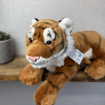 FAO Schwarz Tiger 2018 - Large Lifelike Tiger Beanie Plush Large Pristine NWOT 