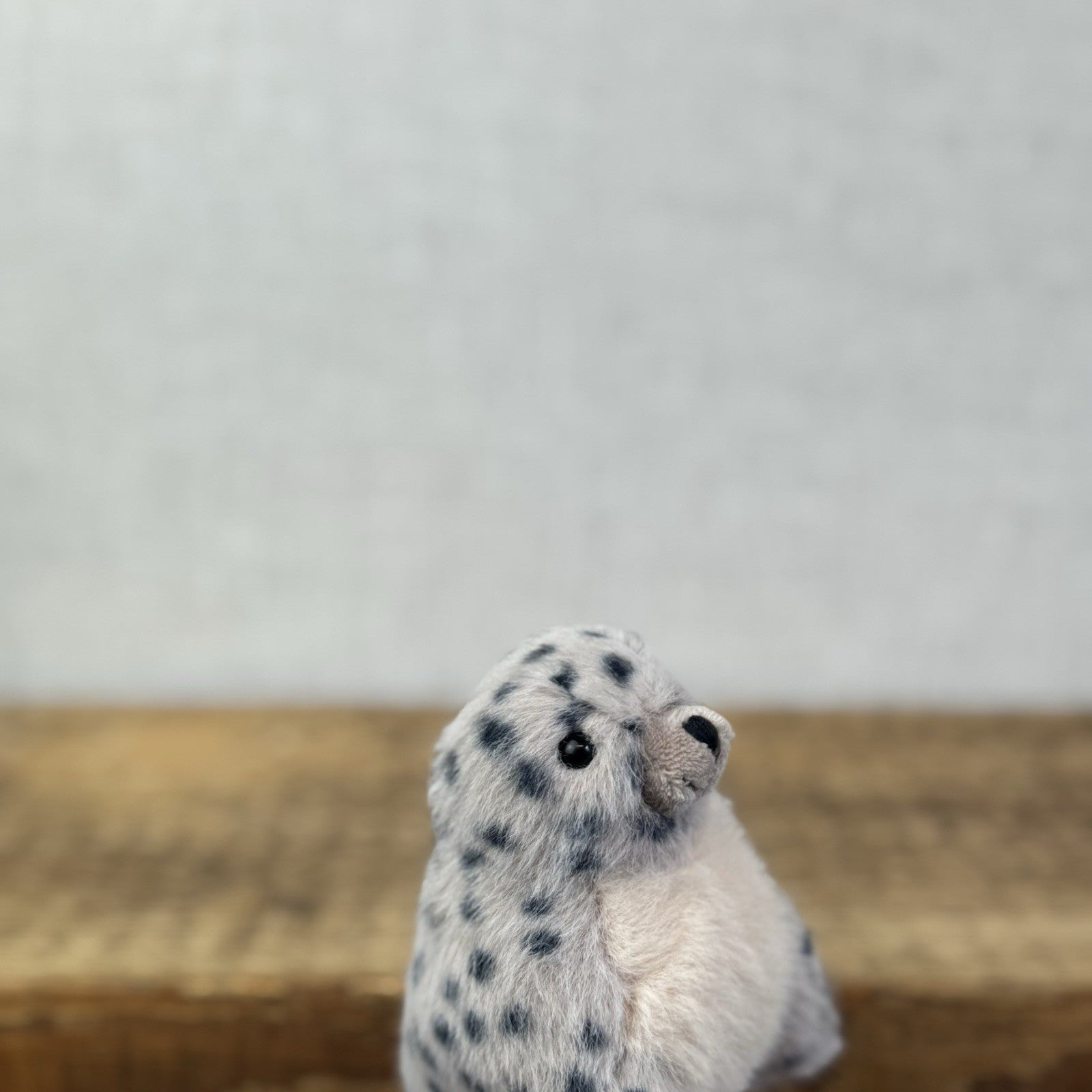 Jellycat Nauticool Spotty Seal - Tiny Fluffy Grey Seal Soft Beanie Pocket Pal