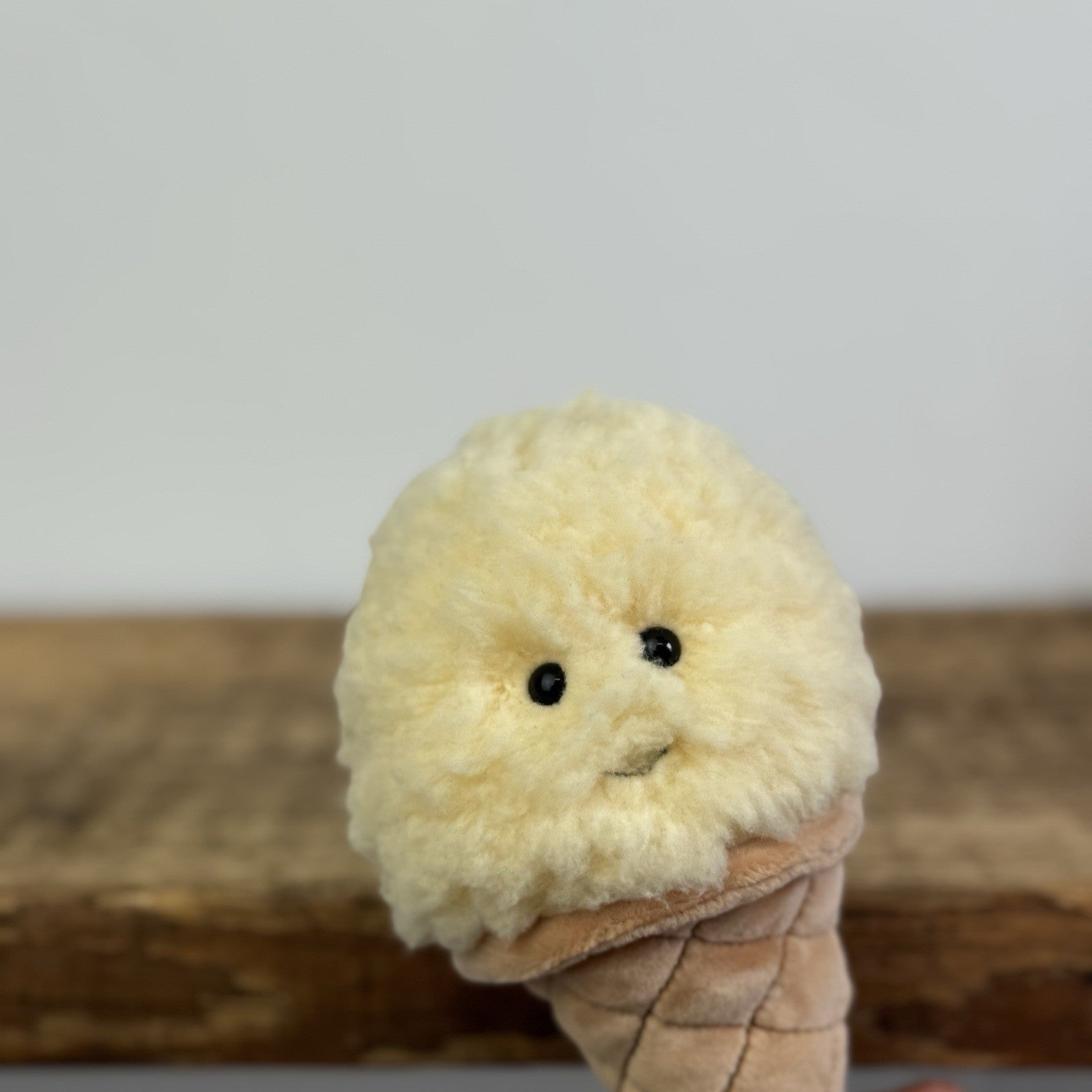 Jellycat Irresitible Vanilla Ice Cream- Irresistible Ice Cream With Tags 6"