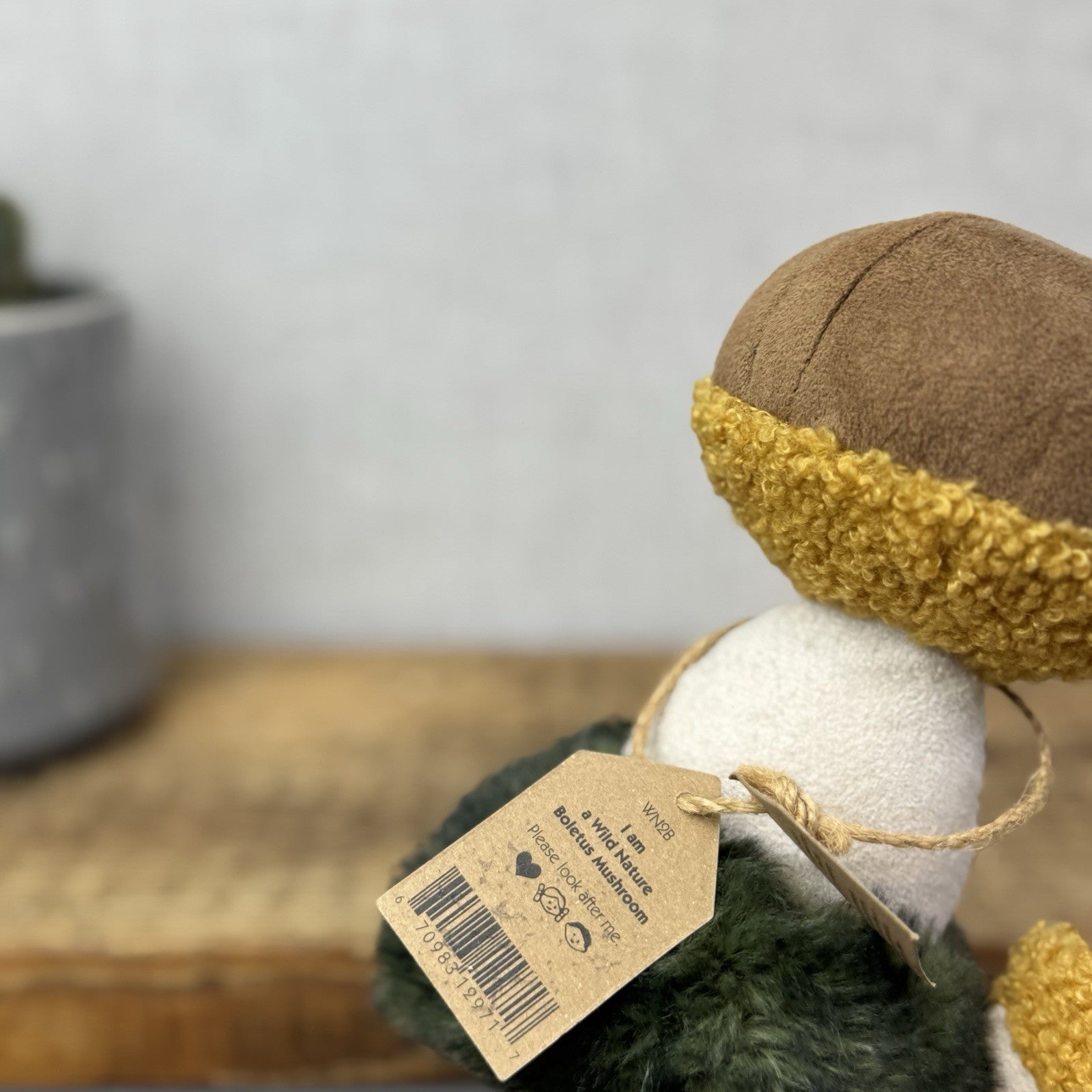 Jellycat Wild Nature Boletus Mushroom - Retired Mushroom Beanie Plush Display 8"