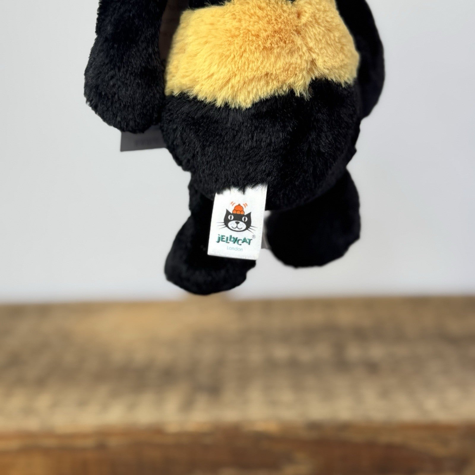 Jellycat Small Bashful Bumble Bee - Retired Small Bee Soft Toy 8" (Old style)