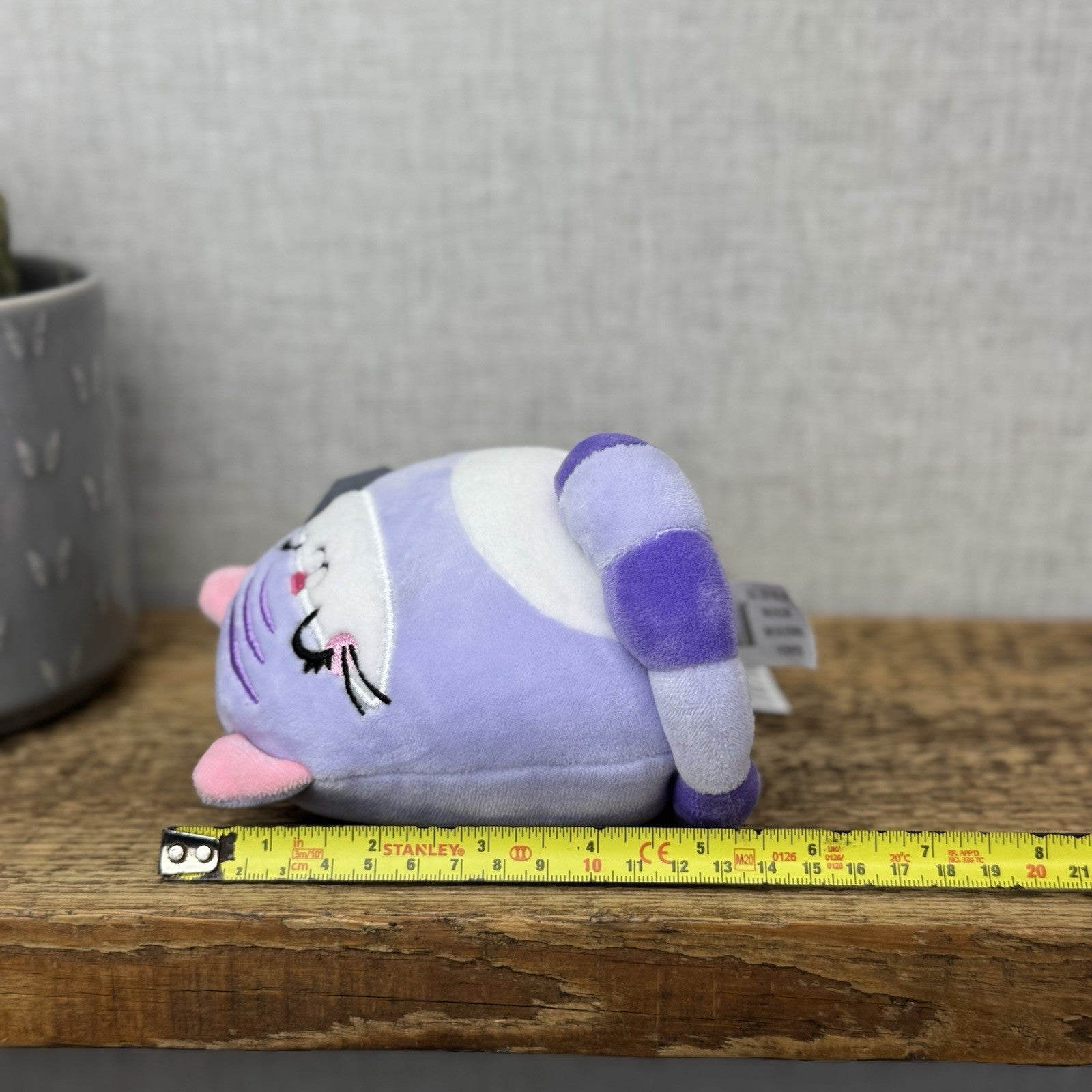 Squishmallow Claires Exclusive Jingles Purple/White Cat Squish Small 5"