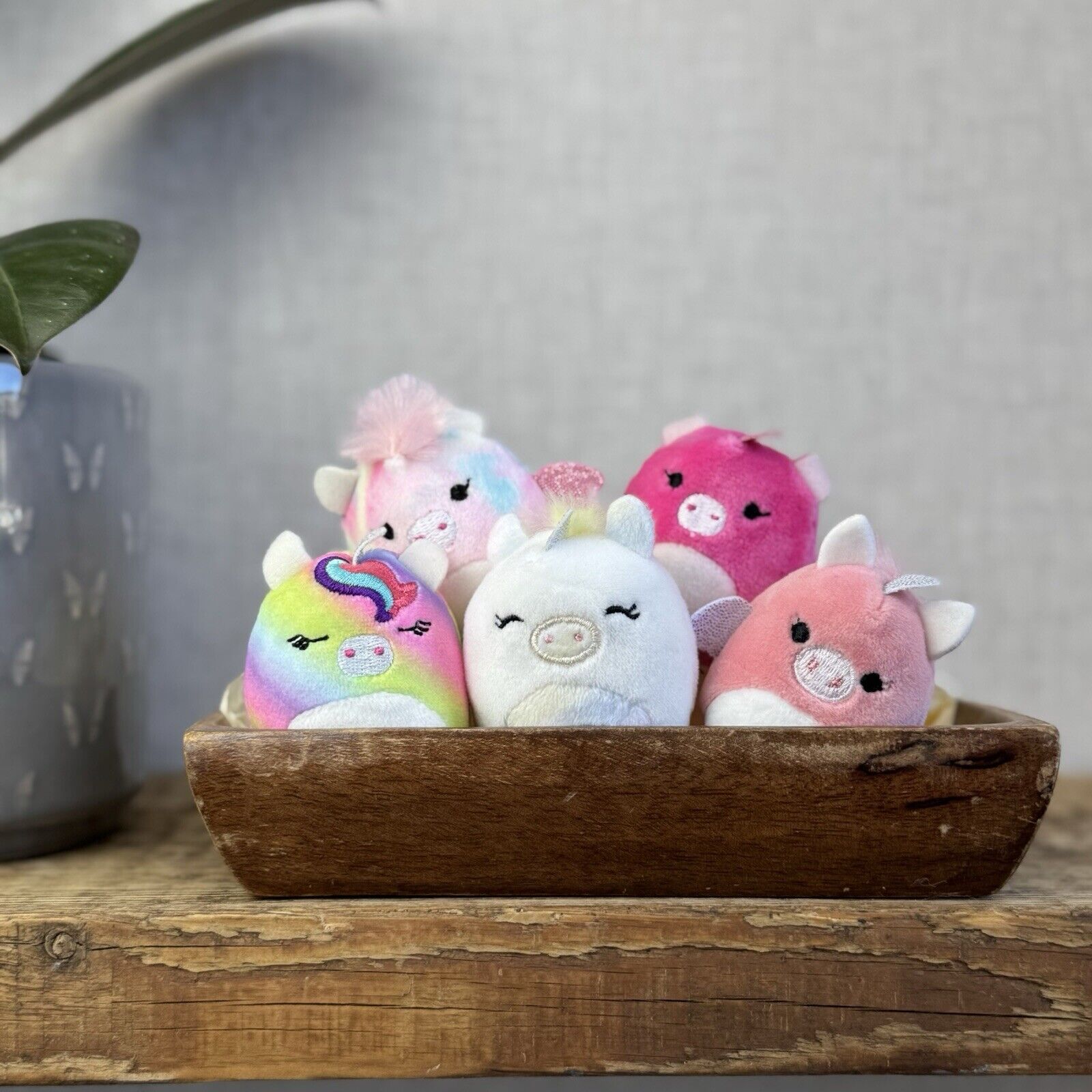 Squishmallow Squishville Unicorn Bundle - Pink, Rainbow Unicorns Tiny Squish 2"