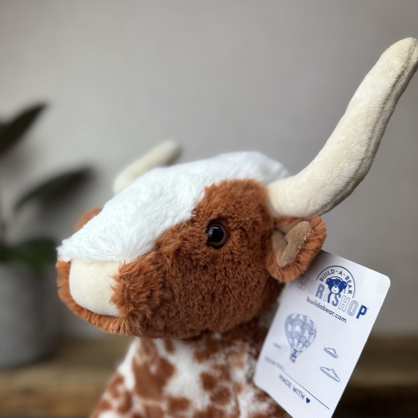 Build-a-Bear Highland Cow - Long Horn Cow Tan/Spot Plush Medium New 12"