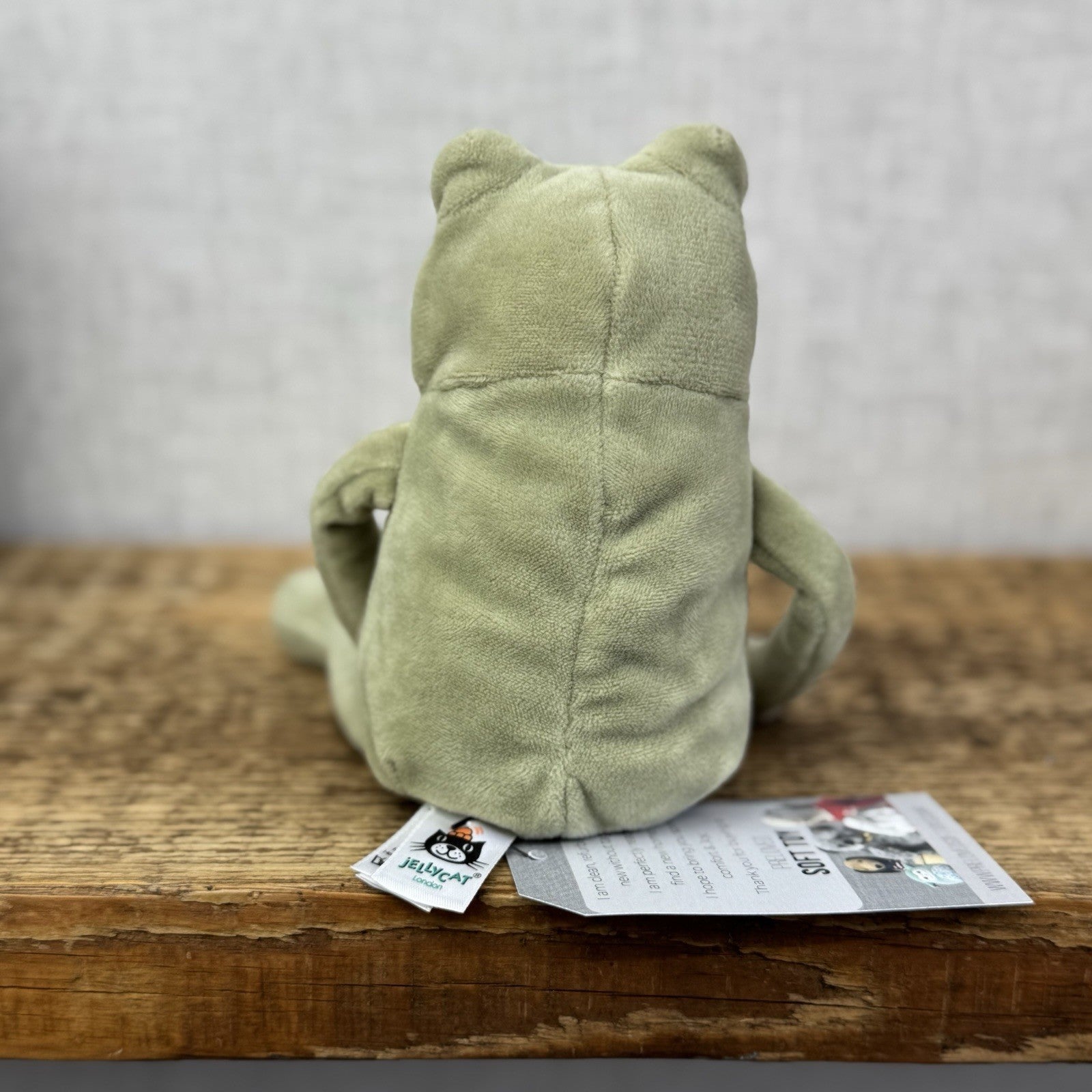 Jellycat Small Furgus Frog - First Edition RARE Velour Frog Beanie NWOT 8”
