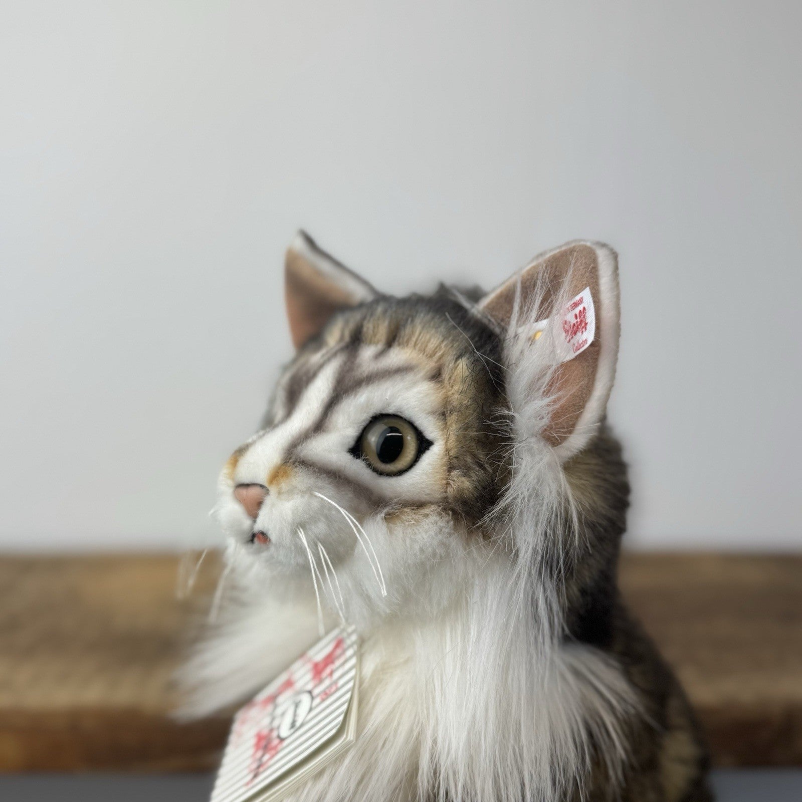 Steiff - Lesley Anne Ivory's Agneatha Cat Limited Edition RARE (EAN 690716) 2019