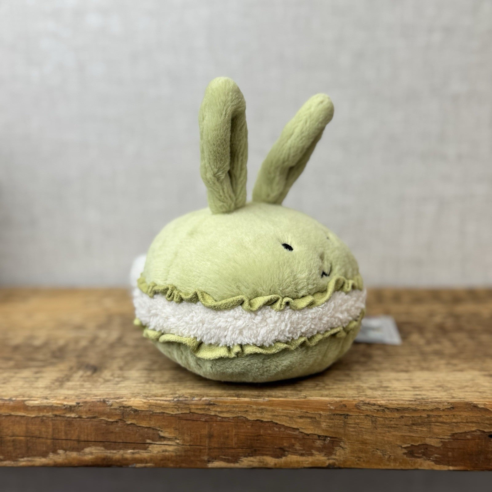 Jellycat Dainty Dessert Bunny Macaron - Green Bunny Amuseable New Without Tag 5”
