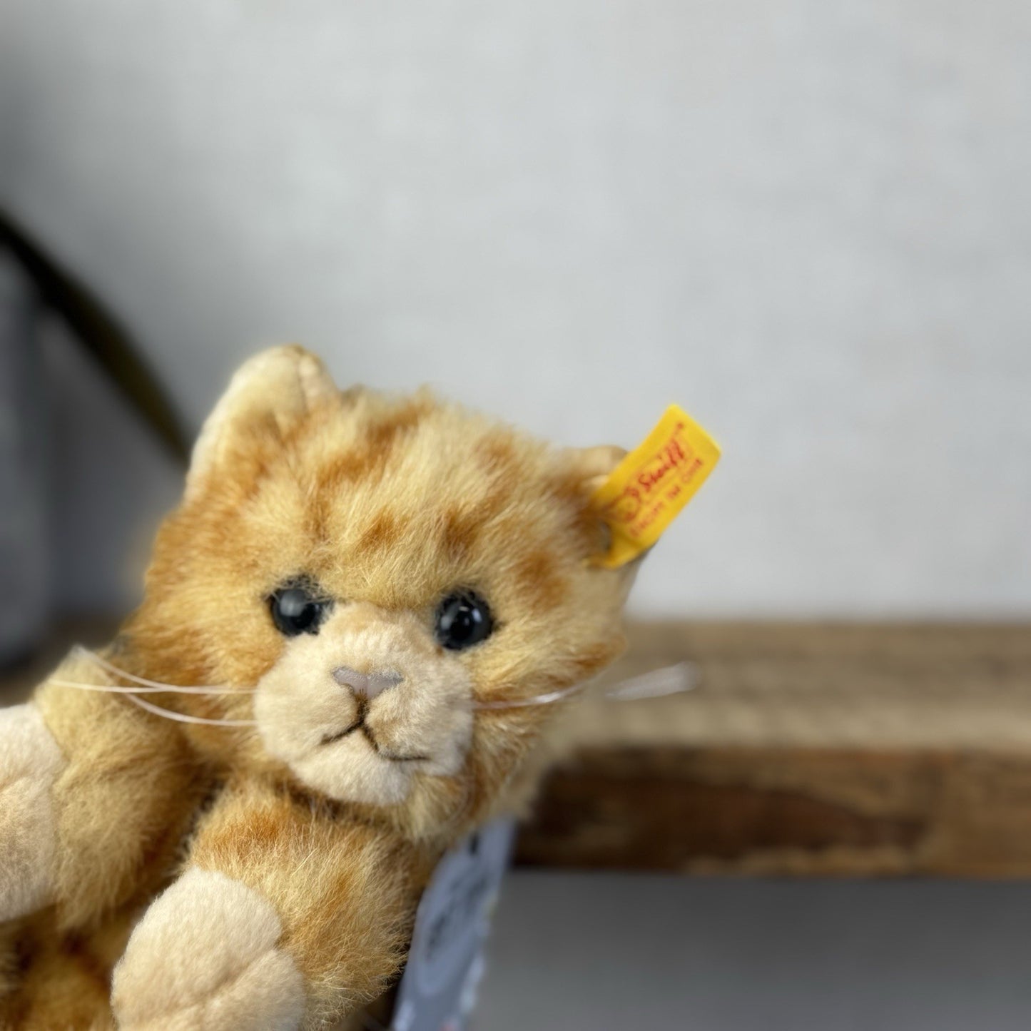 Steiff Minka Kitten - Small Ginger Kitten Tabby Cat Side Laying 074578 9”