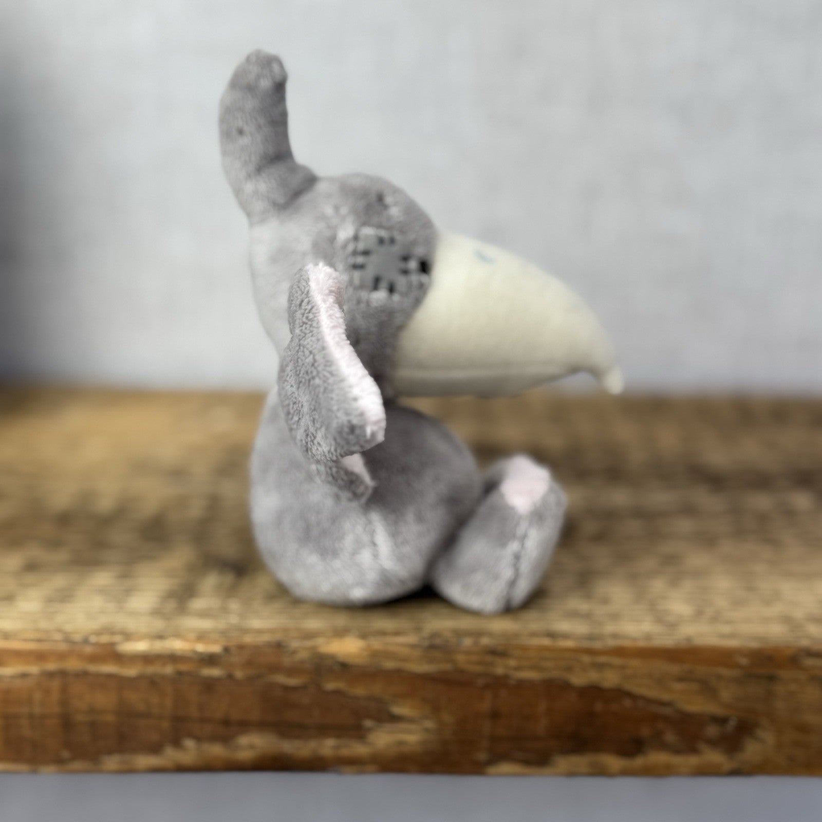 Blue Nose Friends - Crest The Pterosaur #117 - Mini Dinosaur Blue Nose Grey/Pink