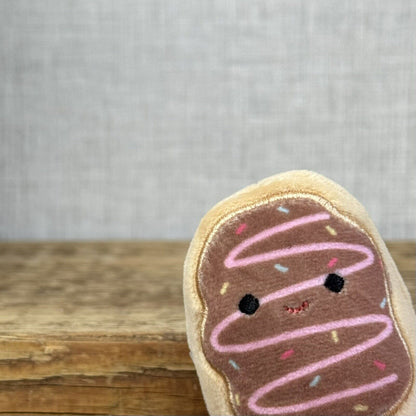 Squishmallow Squishville - Deja Donut - Foodie Squad - Tiny Donut Soft Toy 2”