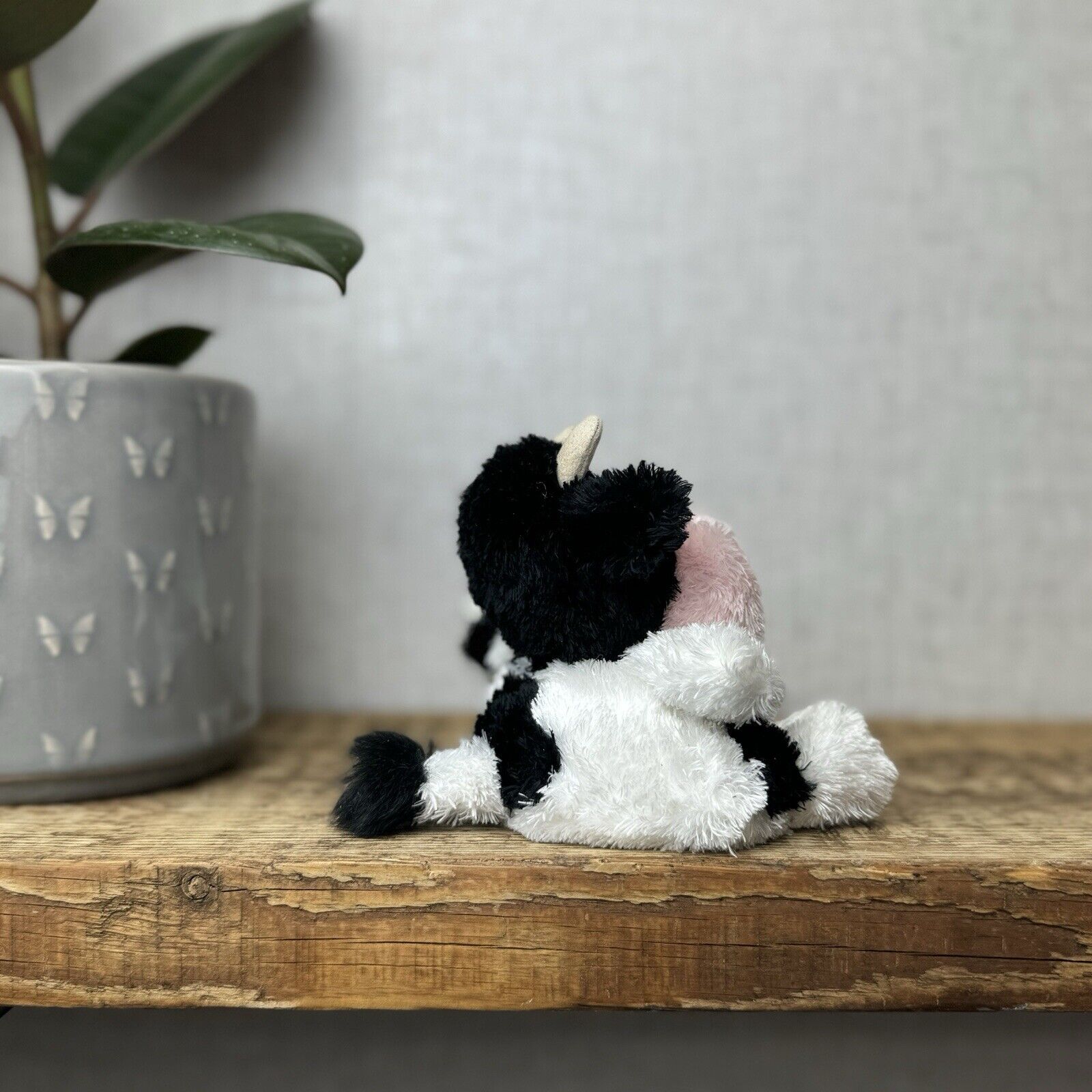 Russ Berrie Luvvies - Fred The Cow Beanie - Pudding Cow Soft Toy Tiny 4”