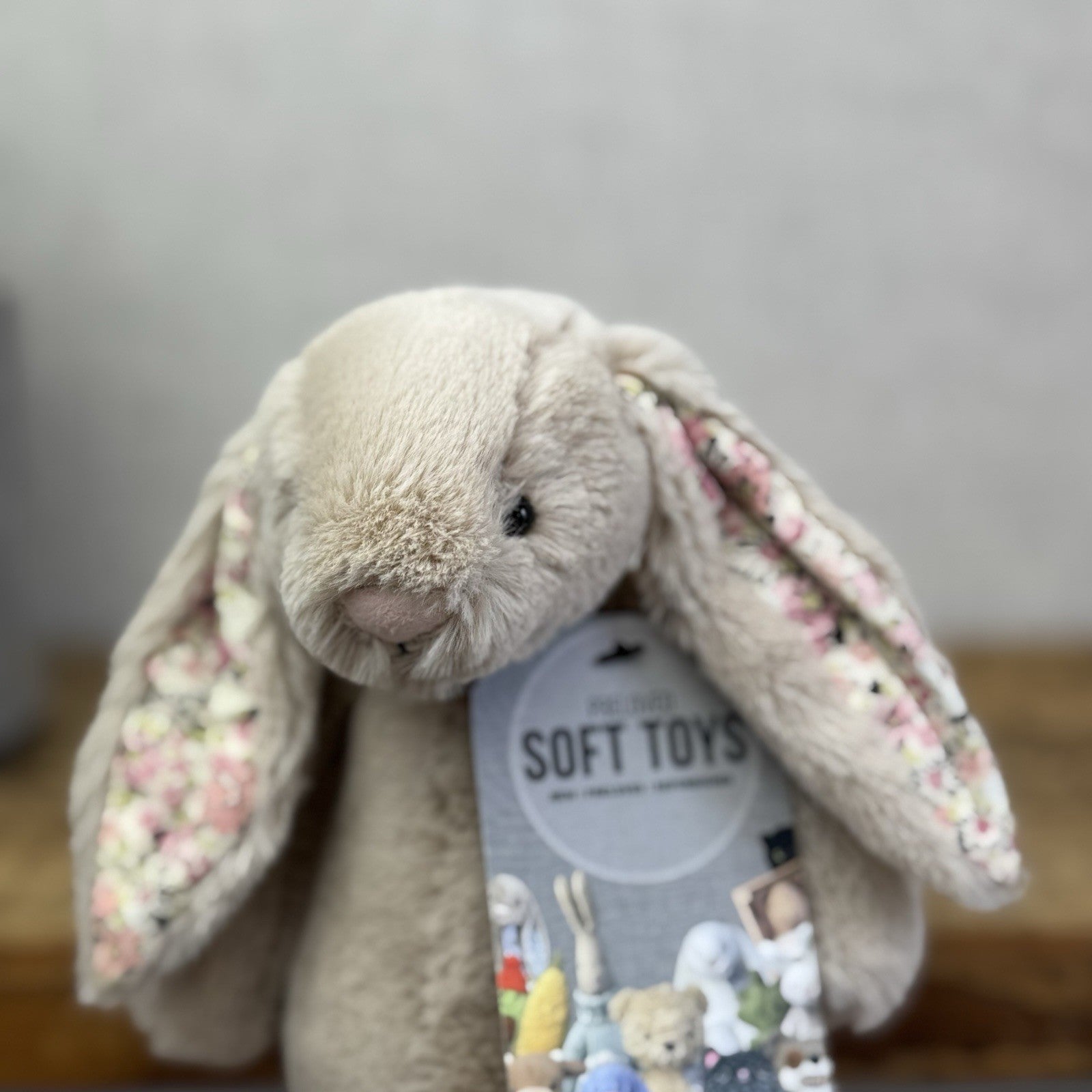 Jellycat Small Bea Beige Blossom Bashful Bunny - Floral Feet/Ear Brown Rabbit 8”
