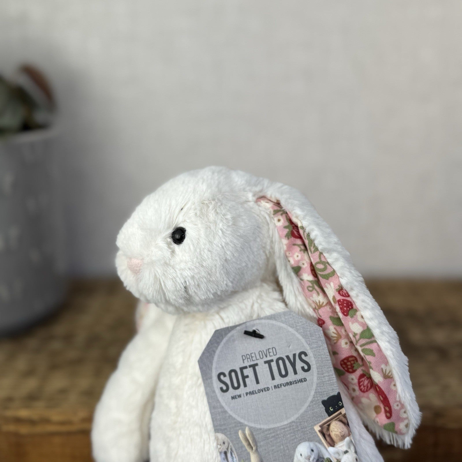 Jellycat Small Bashful Blossom Cream Bunny Berry - Cream Bunny Pink Ears NWOT 8”