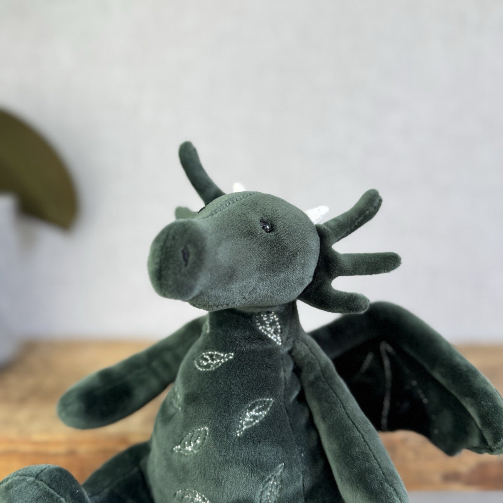 Jellycat Forest Dragon - Green Velour Soft Detailed Beanie Dragon Rare 10”